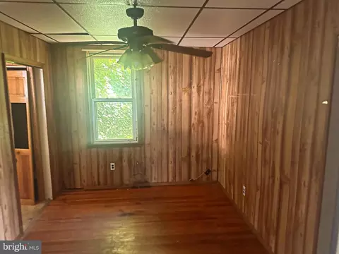 220 Doris Ave, Baltimore Highlands, MD 21225 photo 7