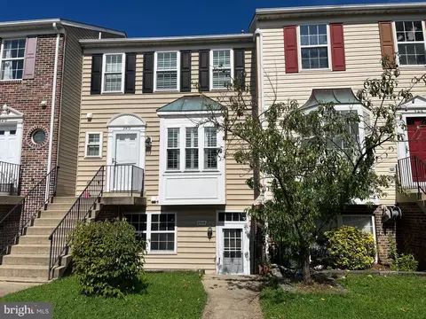 2414 Wentworth Dr, Crofton, MD 21114