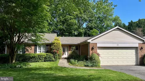 844 Woodmont Rd, Annapolis, MD 21401