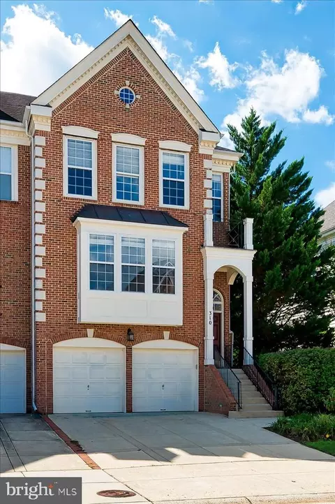 310 Dawnwood Dr, Edgewater, MD 21037