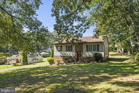 8382 Brookwood Rd, Millersville, MD 21108