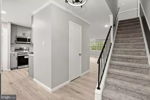1653 Forest Hill Ct, Crofton, MD 21114 photo 5