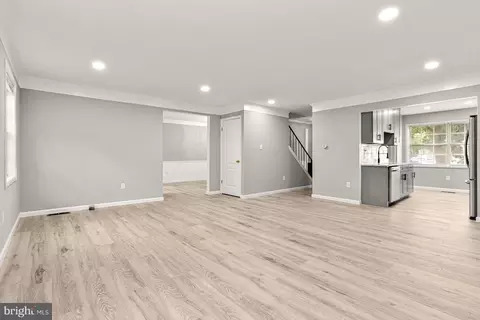 1653 Forest Hill Ct, Crofton, MD 21114 photo 12