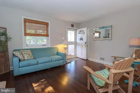 159 Meadow Rd, Pasadena, MD 21122 photo 7