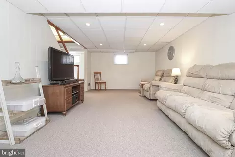 159 Meadow Rd, Pasadena, MD 21122 photo 32