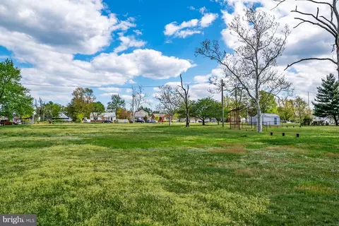 159 Meadow Rd, Pasadena, MD 21122 photo 55