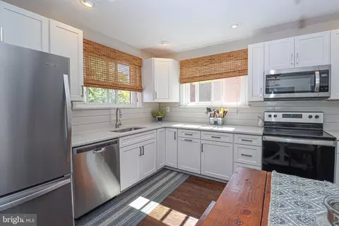 159 Meadow Rd, Pasadena, MD 21122 photo 13