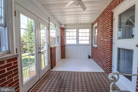 159 Meadow Rd, Pasadena, MD 21122 photo 5