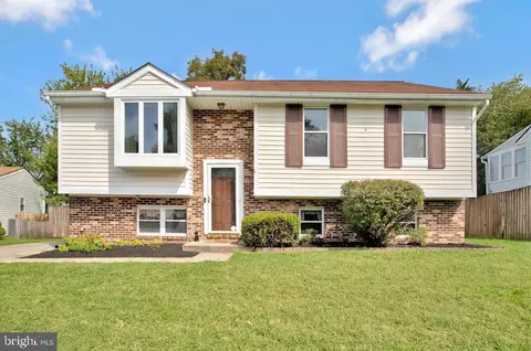 318 Argus Ln, Glen Burnie, MD 21061