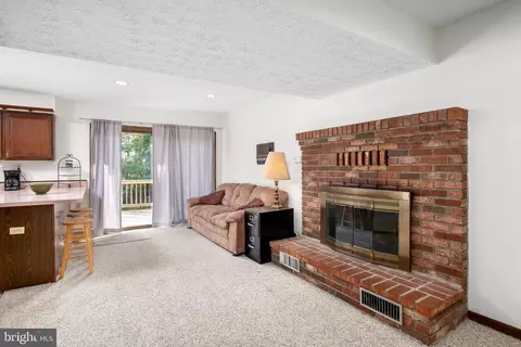 7909 Elberta Dr, Severn, MD 21144 photo 12