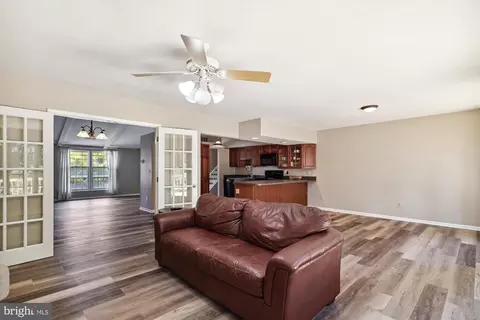 1124 Old Stone Ln, Arnold, MD 21012 photo 13
