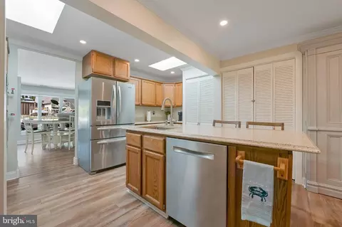529 Bay View Point Dr, Edgewater, MD 21037 photo 10