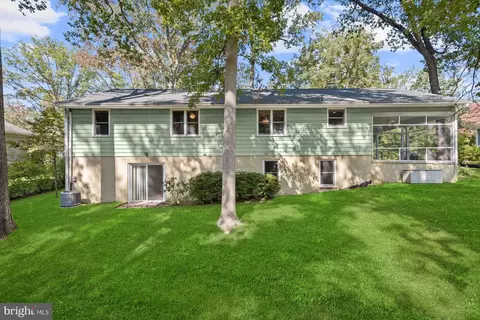 215 Drum Ave S, Pasadena, MD 21122 photo 37