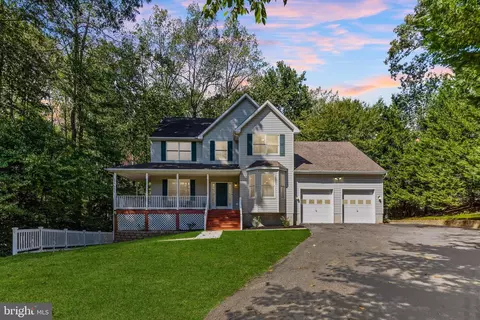 209 Broad Oaks Ln, Annapolis, MD 21401