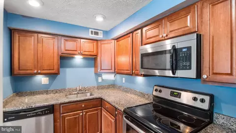 3501 L Lochearn Ct, Pasadena, MD 21122 photo 5