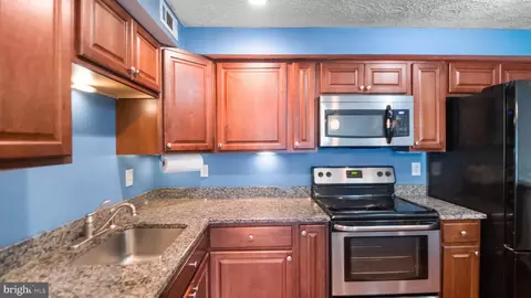 3501 L Lochearn Ct, Pasadena, MD 21122 photo 7