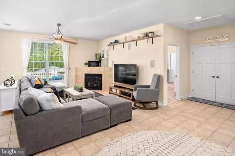 4004 Bennington Way, Pasadena, MD 21122 photo 8