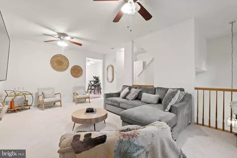 105 Blackbird Hill Ln, Laurel, MD 20724