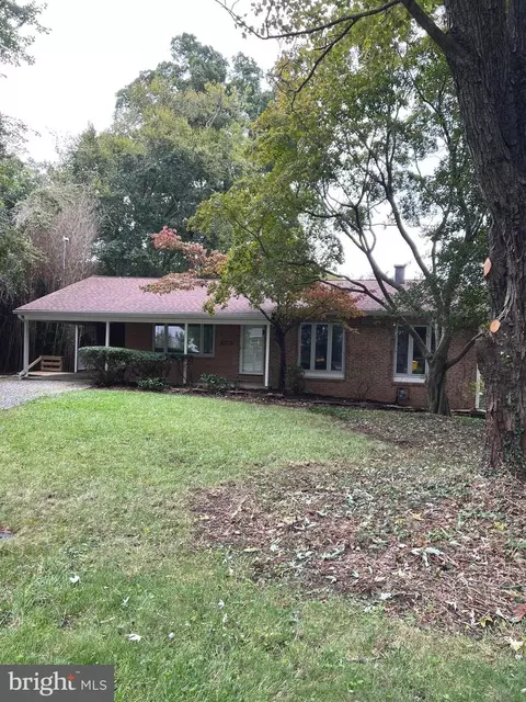 1496 Grandview Ct, Arnold, MD 21012