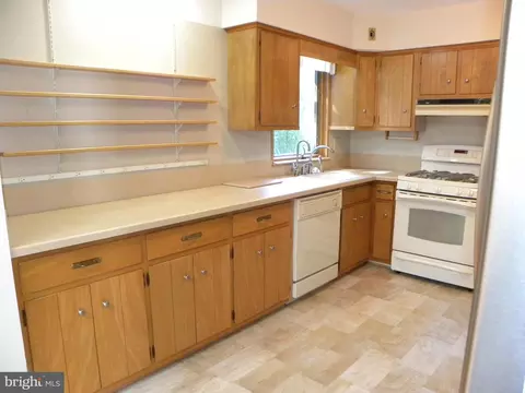 1496 Grandview Ct, Arnold, MD 21012 photo 4
