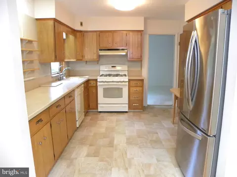 1496 Grandview Ct, Arnold, MD 21012 photo 3