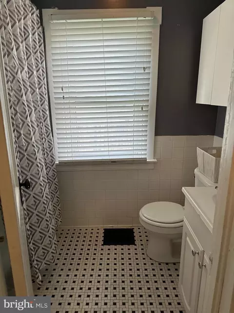 227 Dale Rd, Pasadena, MD 21122 photo 24