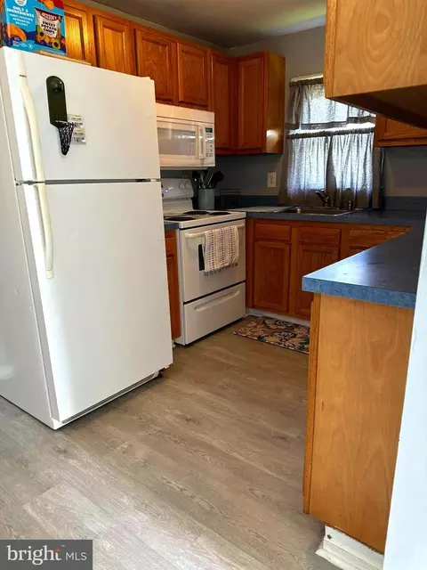 227 Dale Rd, Pasadena, MD 21122 photo 17
