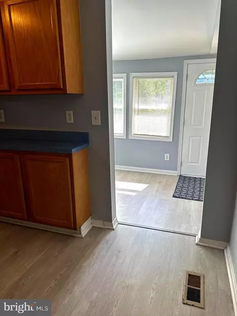 227 Dale Rd, Pasadena, MD 21122 photo 19