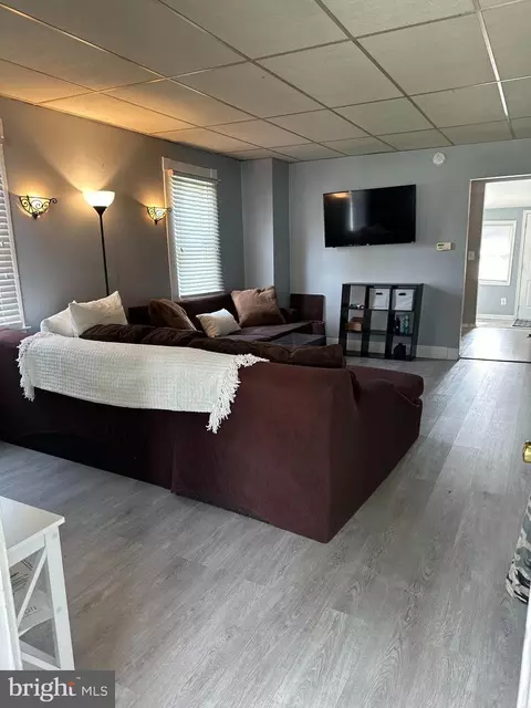 227 Dale Rd, Pasadena, MD 21122 photo 8