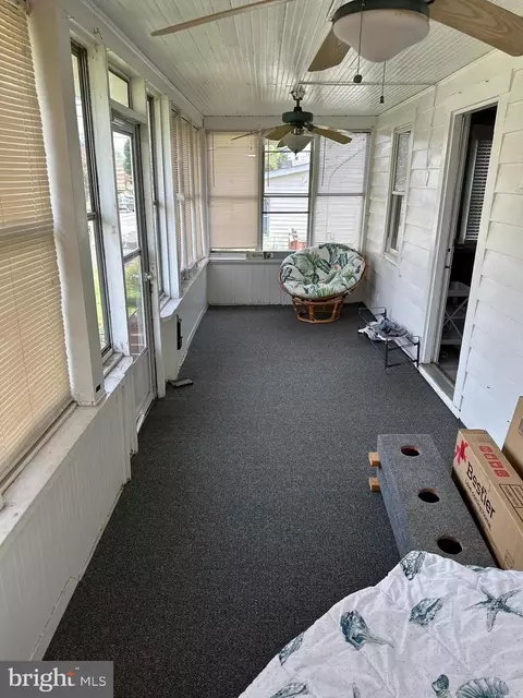 227 Dale Rd, Pasadena, MD 21122 photo 3