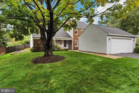 1413 Kensington Pl, Crofton, MD 21114