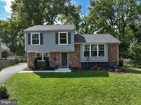 1215 Van Buren Dr, Annapolis, MD 21403