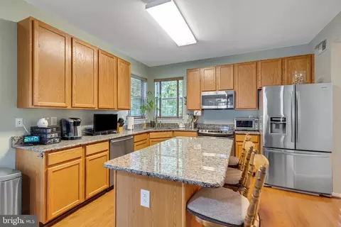 7718 Evanston Ct, Severn, MD 21144 photo 11