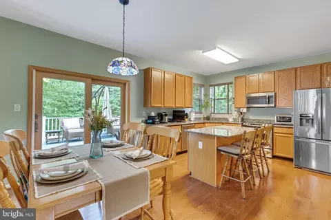 7718 Evanston Ct, Severn, MD 21144 photo 10