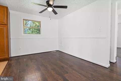 330 Zeppelin Ave, Brooklyn, MD 21225 photo 10