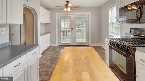 307 Seward Ave, Brooklyn, MD 21225 photo 7