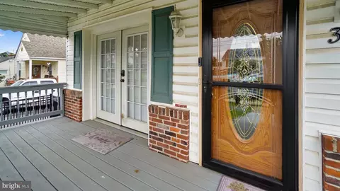 307 Seward Ave, Brooklyn, MD 21225 photo 2