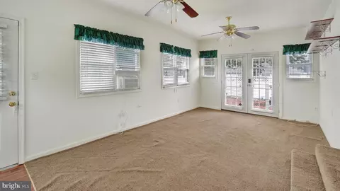 307 Seward Ave, Brooklyn, MD 21225 photo 10