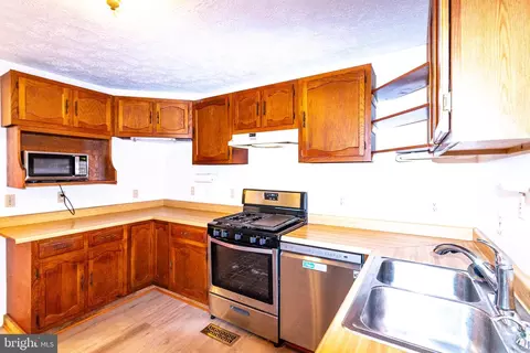 483 King Malcolm Ave, Odenton, MD 21113 photo 7
