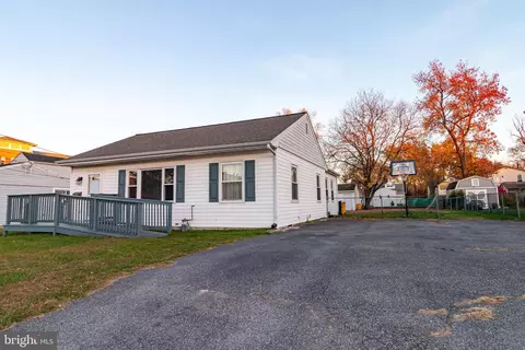 483 King Malcolm Ave, Odenton, MD 21113 photo 2