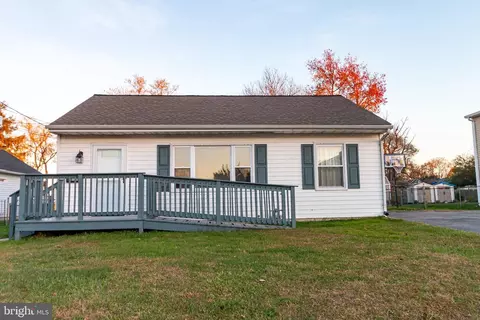 483 King Malcolm Ave, Odenton, MD 21113