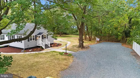 6107 Drum Point Rd, Deale, MD 20751 photo 2