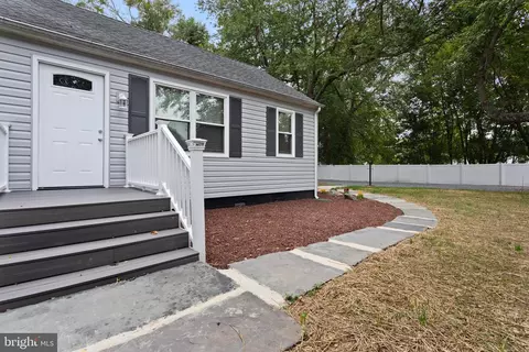 6107 Drum Point Rd, Deale, MD 20751 photo 10