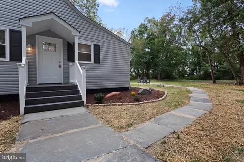 6107 Drum Point Rd, Deale, MD 20751 photo 4