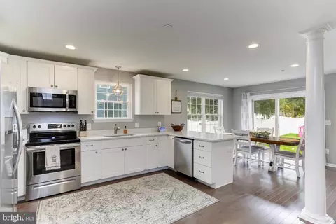 697 Duvall Hwy, Pasadena, MD 21122 photo 10