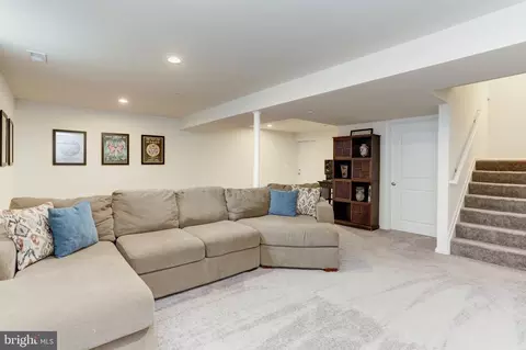 697 Duvall Hwy, Pasadena, MD 21122 photo 43
