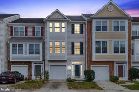 807 Stonehurst Ct, Annapolis, MD 21409