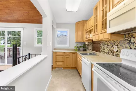 1280 Rock Hill Rd, Pasadena, MD 21122 photo 17