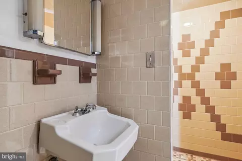 709 E Maple Rd, Linthicum Heights, MD 21090 photo 21