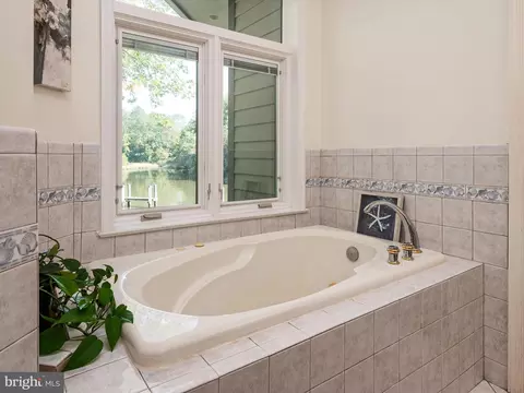 435 Ferry Point Rd, Annapolis, MD 21403 photo 32